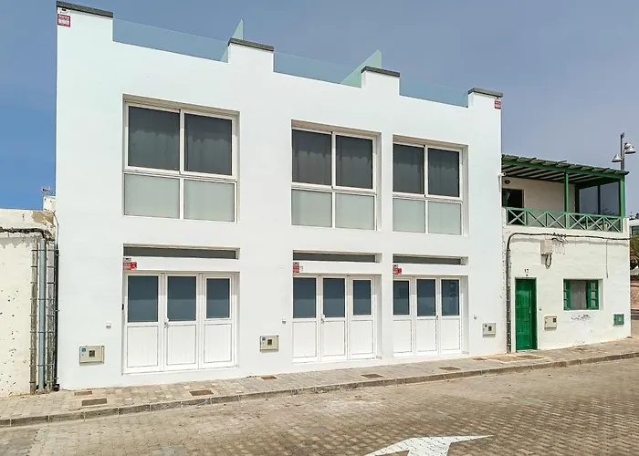 Homu Cherne - Muy Cerca De La Playa Apartment